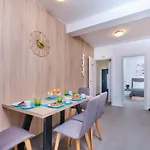 House Torre Apartment