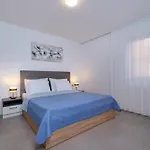 House Torre Apartment *