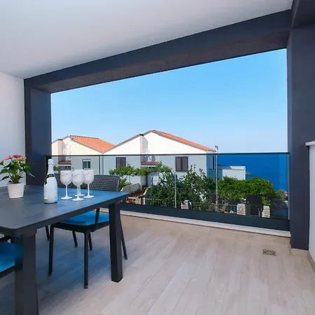 House Torre Apartament *