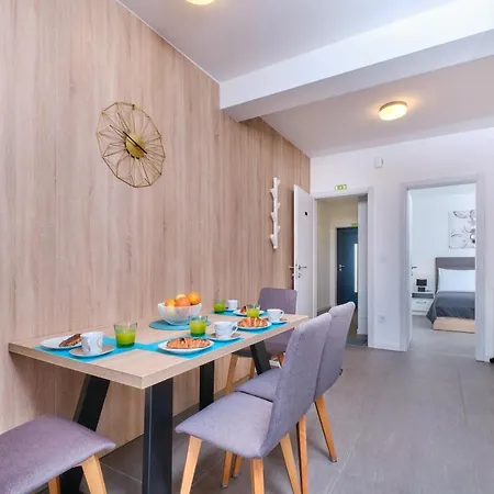 House Torre Lejlighed