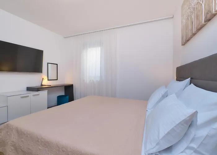 House Torre Apartament