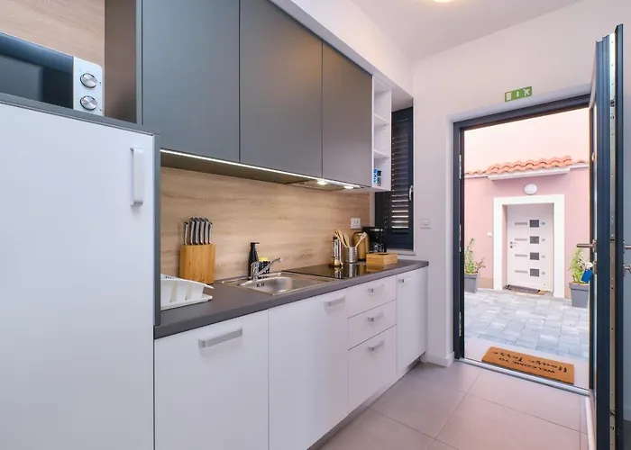 House Torre Apartament